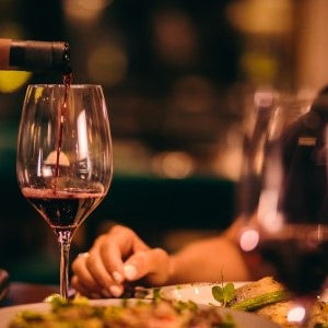 How to Pair the Perfect Easter Wine with Your Festive Feast