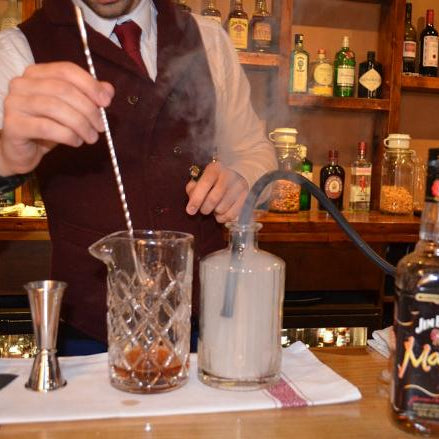 How to Smoke a Cocktail: A Comprehensive Guide