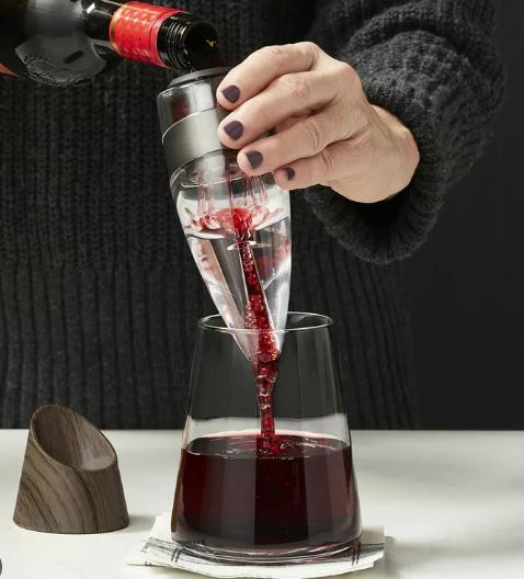 Decanters vs Aerators: Unveiling the Secrets of Wine Aeration